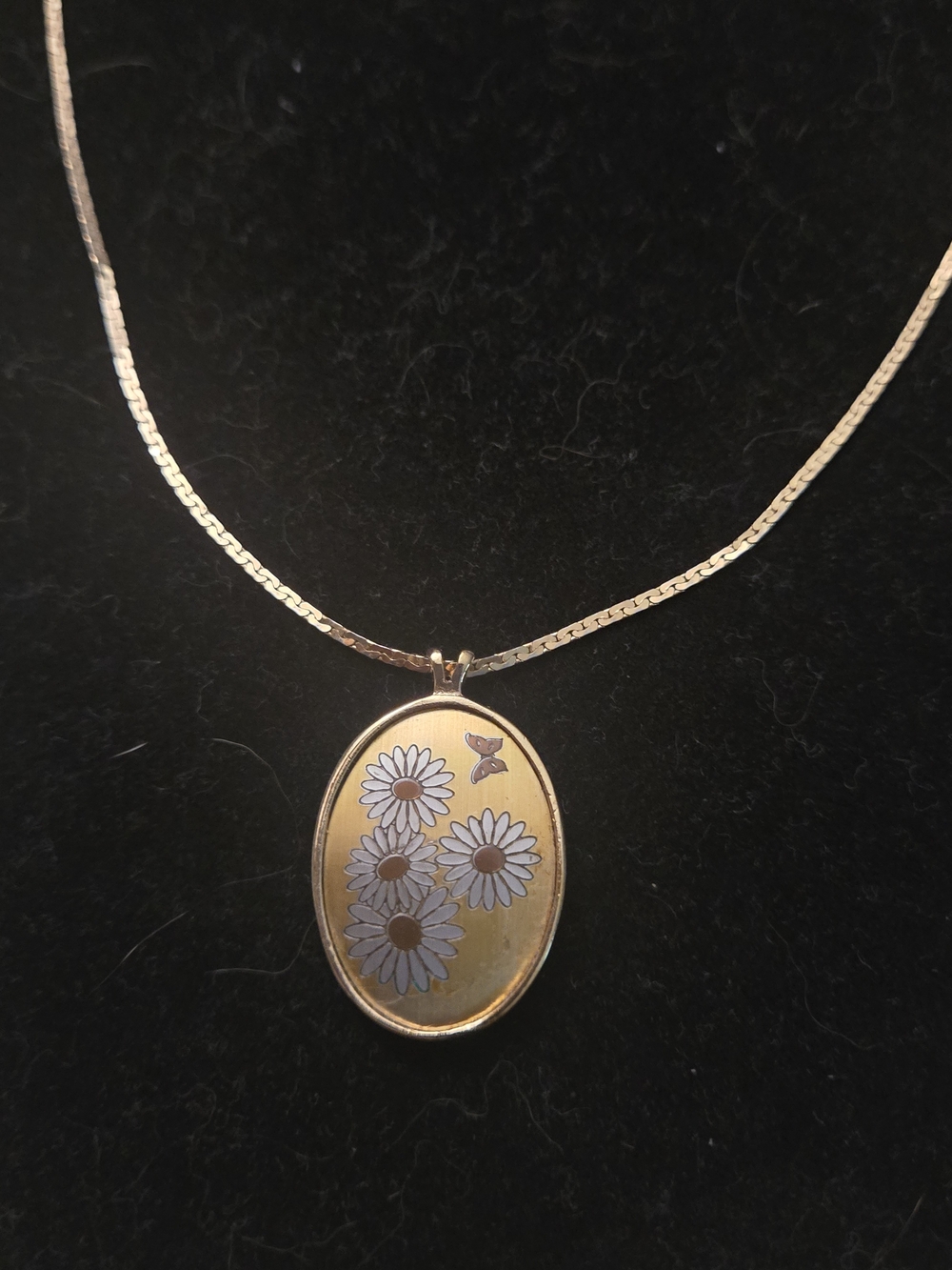 Vintage Reed & Barton Damascene Pendant Necklace, April Birth Flower Daisy